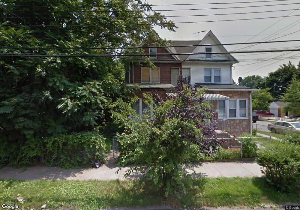 172-04 109th Ave, Jamaica, NY 11433 - photo 1