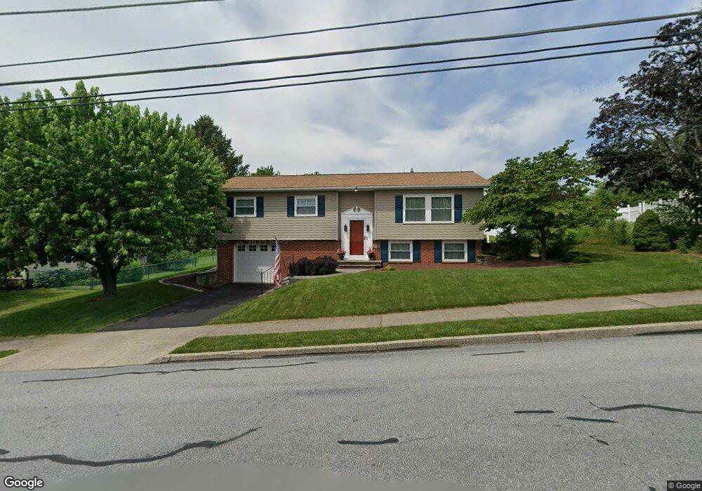 222 Christmas Ave, Bath, PA 18014 - photo 1