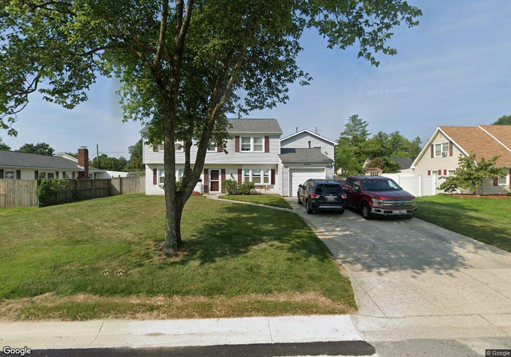 3900 Woodhaven Ln, Bowie, MD 20715 - photo 1