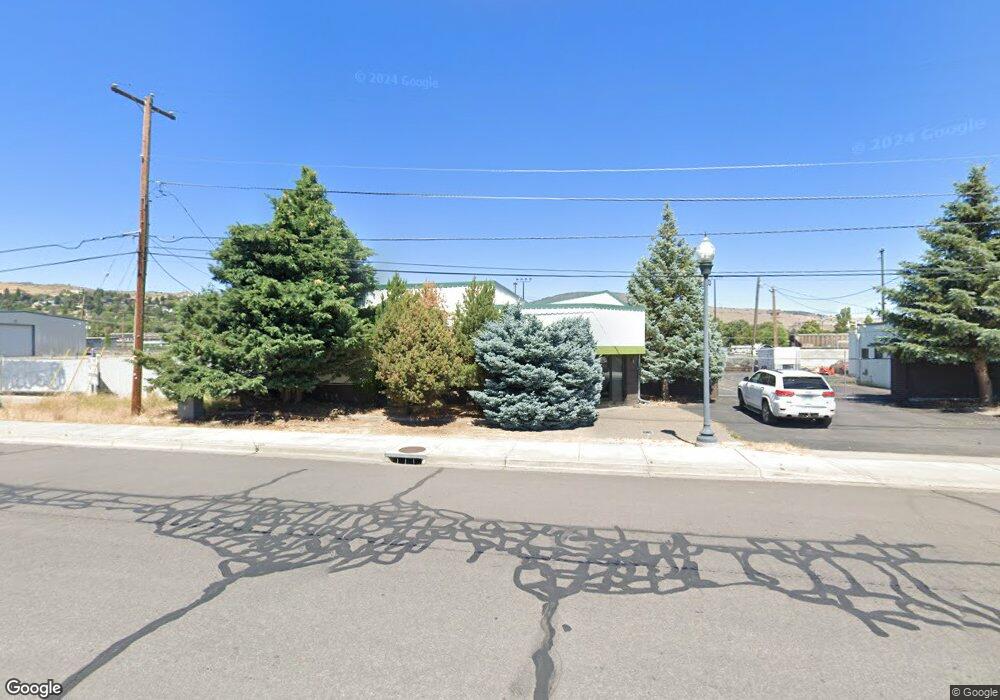 333 S Spring St, Klamath Falls, OR 97601 - photo 1