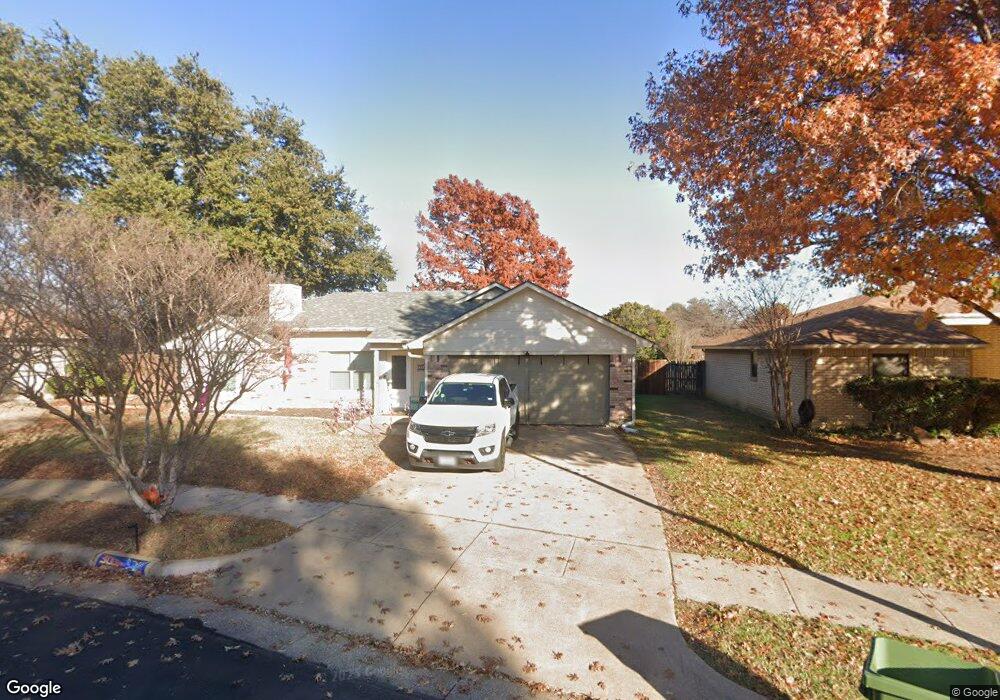 3008 Homecraft Ct, Bedford, TX 76021 - photo 1