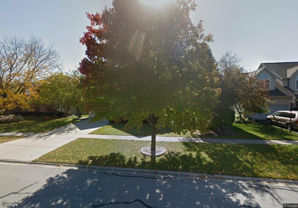 1008 Conan Doyle Rd, Naperville, IL 60564 - photo 1