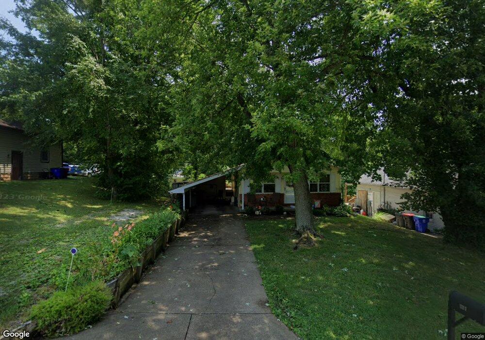 335 Cypress St, Newburgh, IN 47630 - photo 1