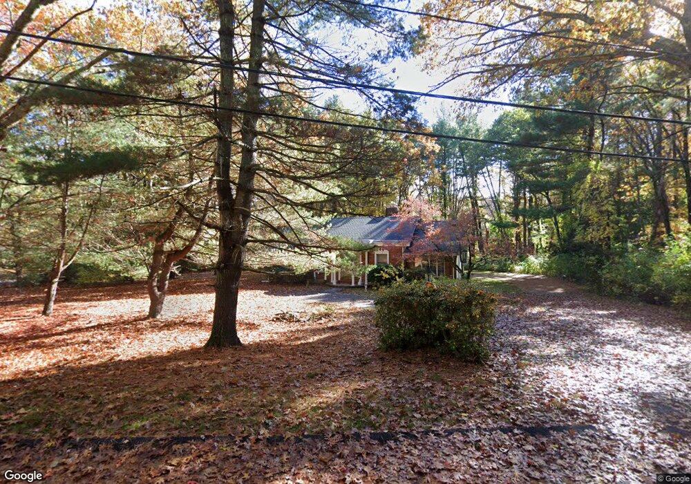 2 Winthrop Cir, Weston, MA 02493 - photo 1