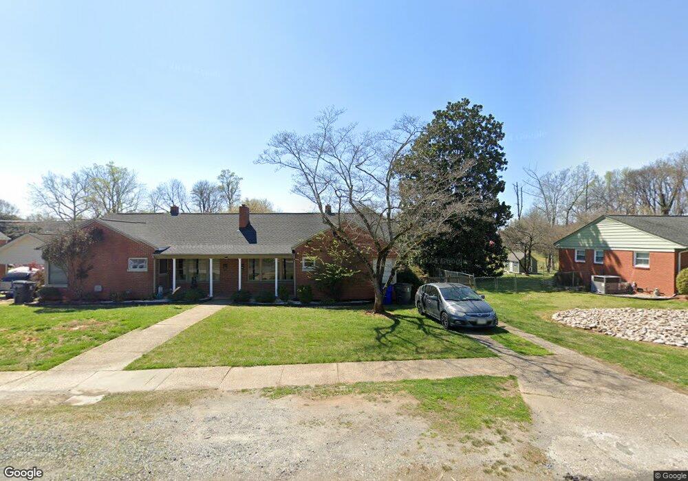 228 S 3rd Ave, Siler City, NC 27344 - photo 1