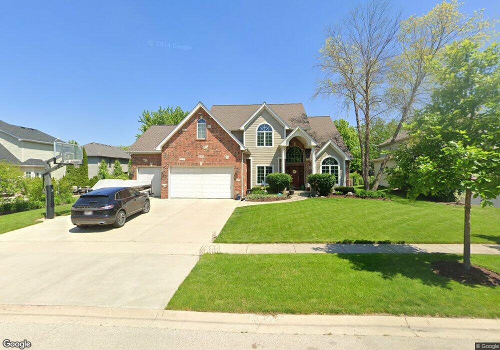 425 Camden Cir, Oswego, IL 60543 - photo 1