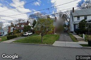 185 Moore Ave, Leonia, NJ 07605