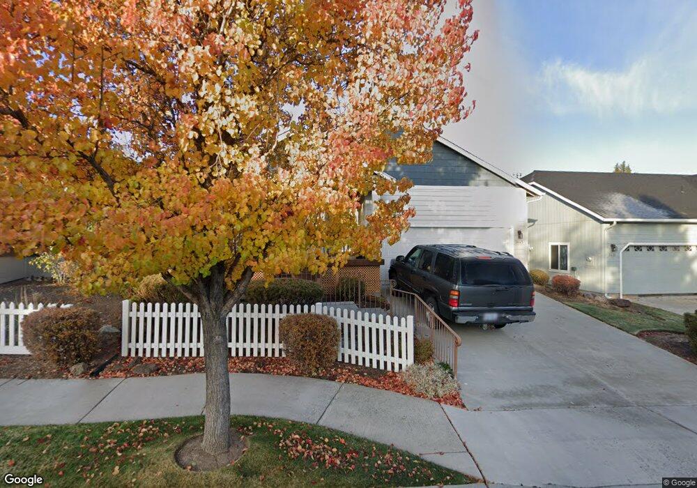 3645 SW 30th St, Redmond, OR 97756 - photo 1