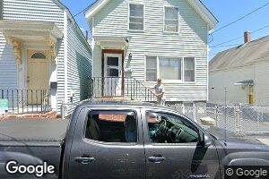 14 Cedar St, Lowell, MA 01852