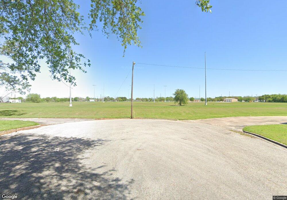 1923 Circle Dr, Sargent, TX 77414 - photo 1