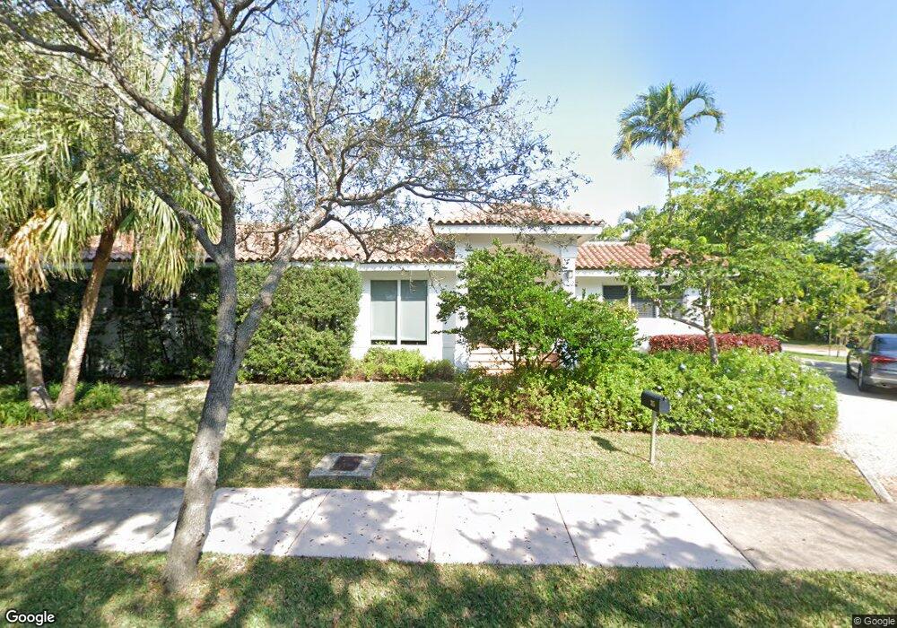 315 W Mcintyre St, Key Biscayne, FL 33149 - photo 1