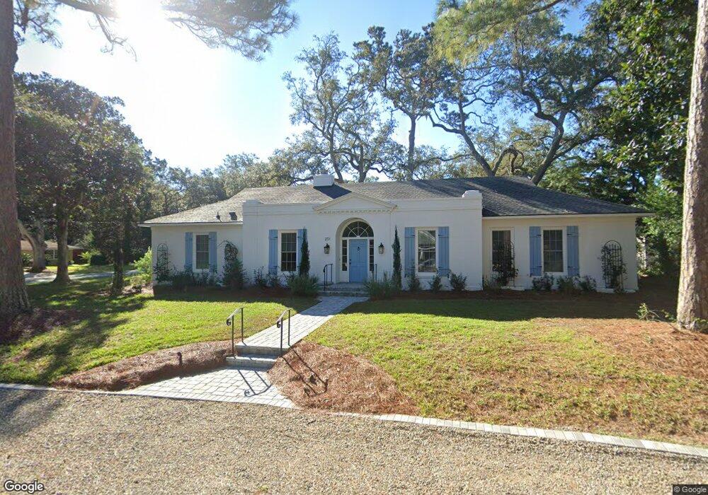 201 Wymberly Rd, Saint Simons Island, GA 31522 - photo 1