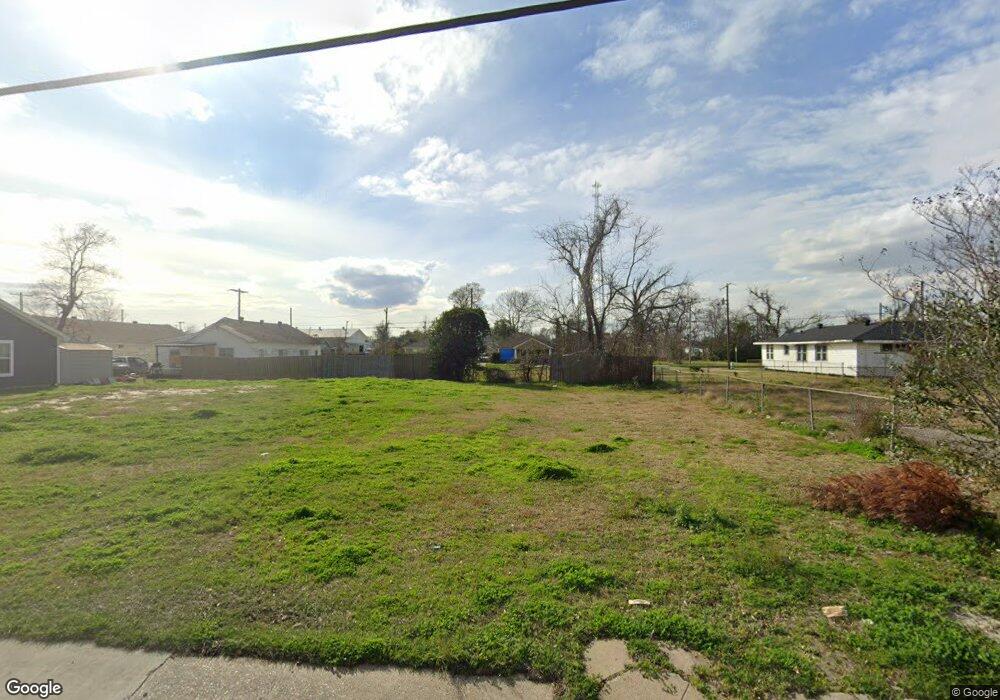706 V E Washington St, Lake Charles, LA 70601 - photo 1