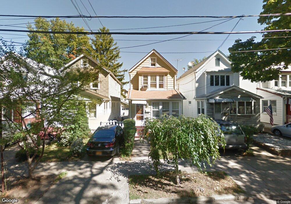 6935 Nansen St, Forest Hills, NY 11375 - photo 1