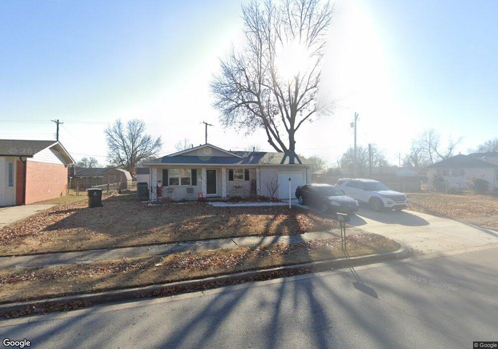717 W Norman St, Broken Arrow, OK 74012 - photo 1