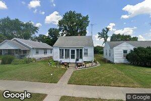 2312 W 8th St, Muncie, IN 47302