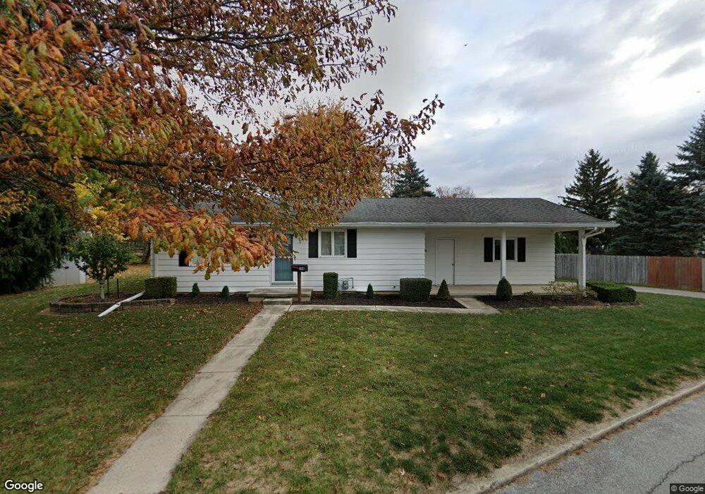 306 Peach St, Wapakoneta, OH 45895 - photo 1