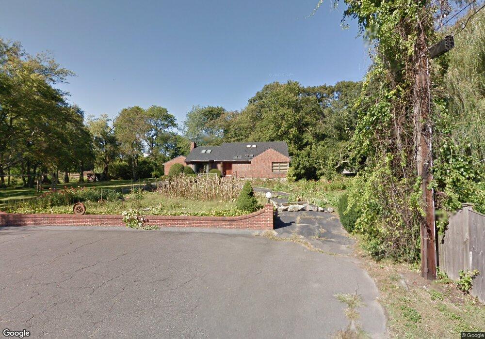 20 Gerald Rd, Stoneham, MA 02180 - photo 1