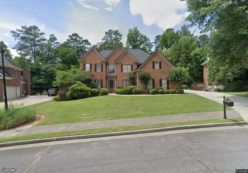 6080 Tangletree Dr, Roswell, GA 30075 - photo 1