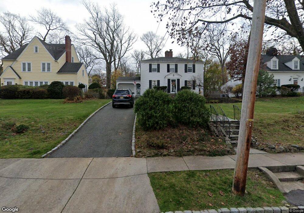 47 Elmwood Rd, Cedar Grove, NJ 07009 - photo 1