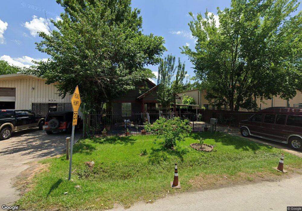 626 W 27th St, Houston, TX 77008 - photo 1