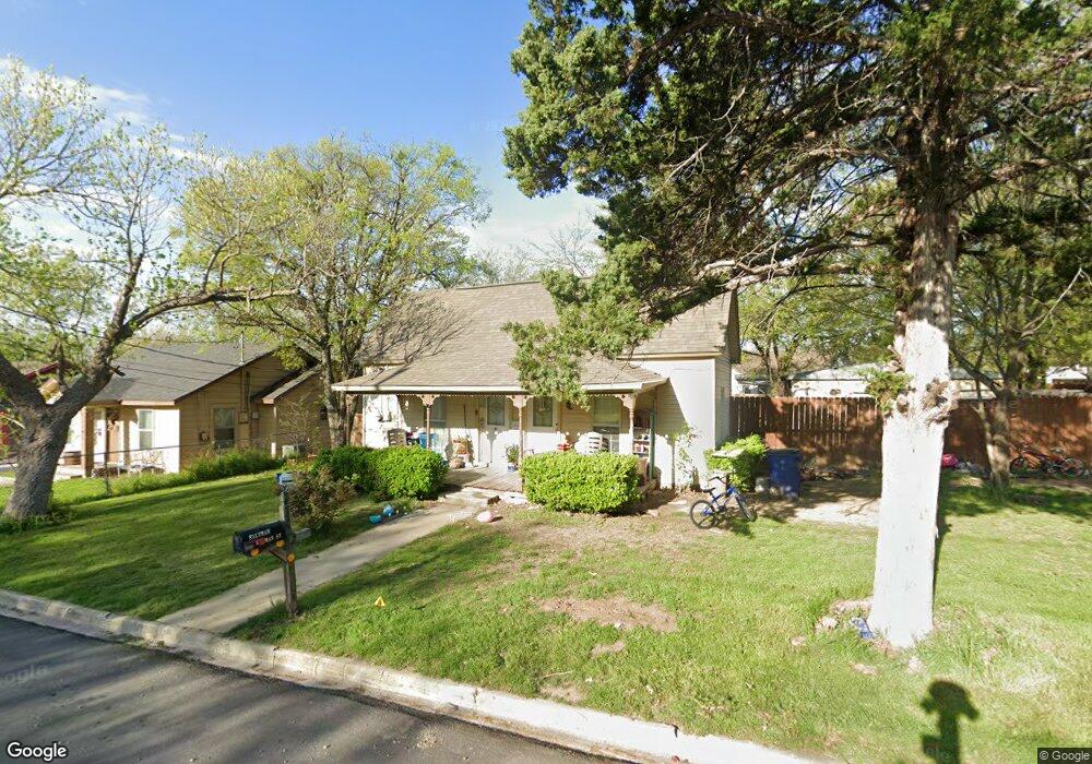 300 S Holman St, Decatur, TX 76234 - photo 1