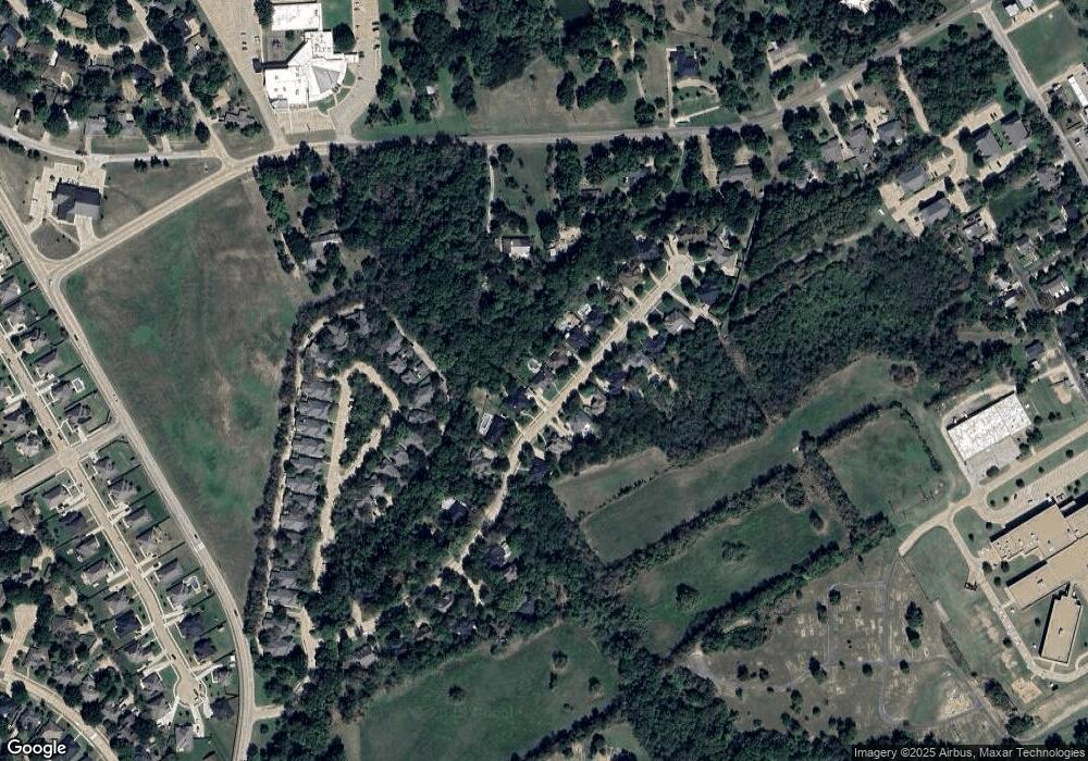 1204 Oak Creek Dr, Ennis, TX 75119 - photo 1