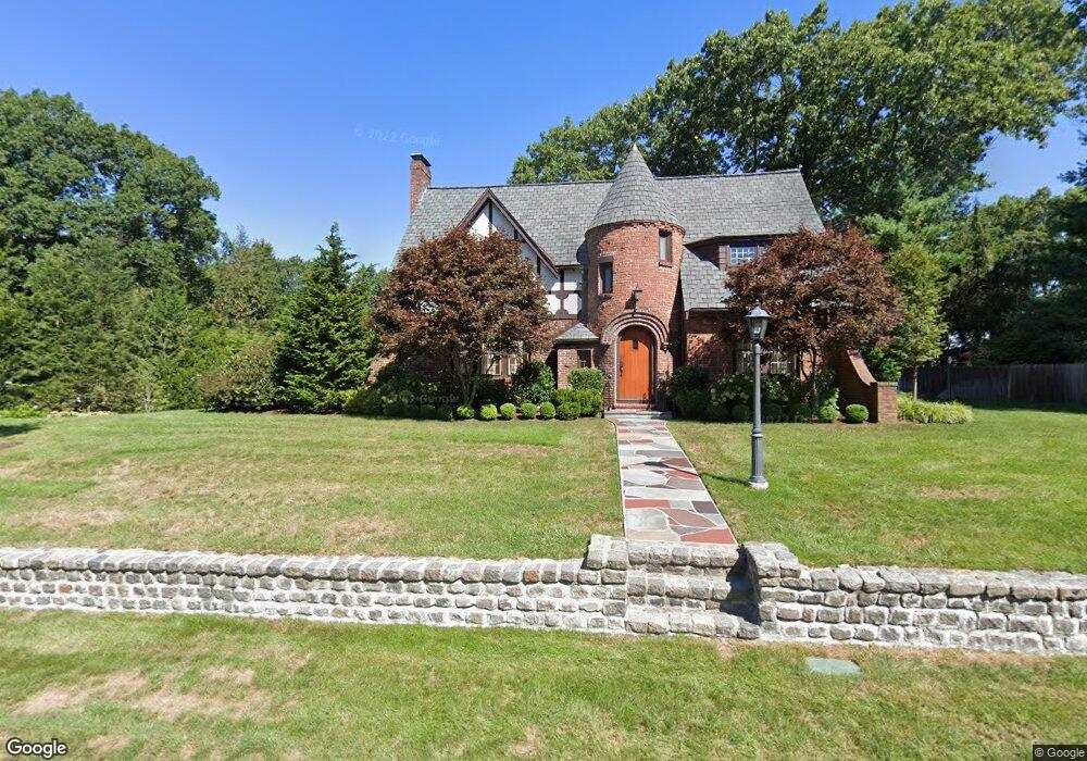 18 Kipling Rd, Wellesley Hills, MA 02481 - photo 1