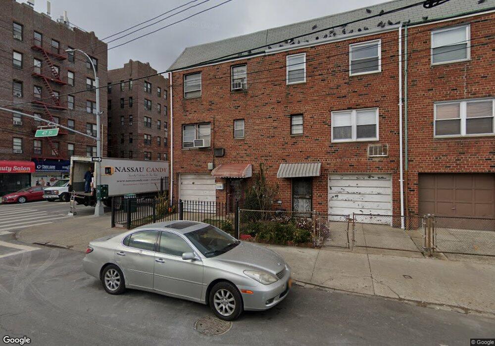 3190 47th St, Astoria, NY 11103 - photo 1