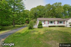 13 Woodland Dr, Rollinsford, NH 03869