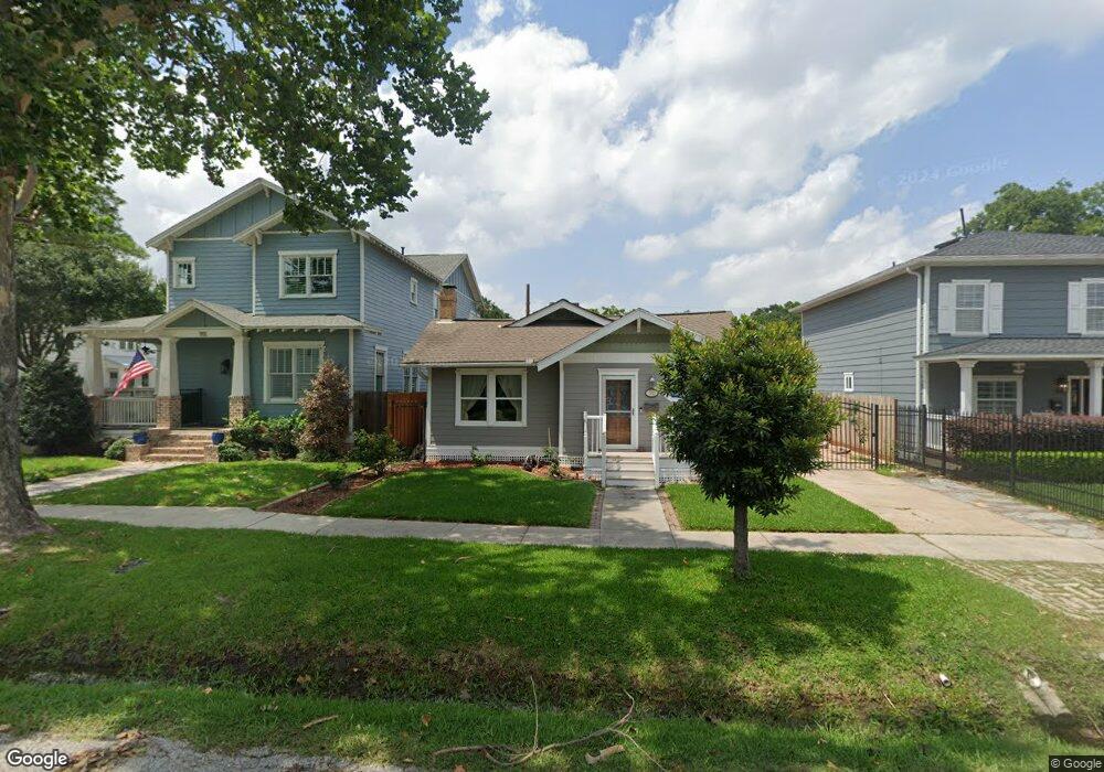 705 Algregg St, Houston, TX 77008 - photo 1
