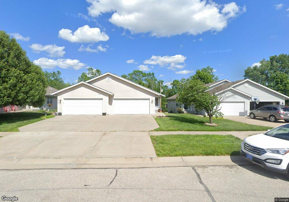 2250 SW Ancaster Rd, Topeka, KS 66614 - photo 1