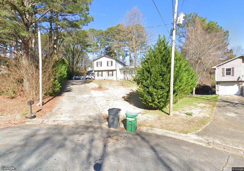 1135 Harview Dr SW unit 3, Lilburn, GA 30047 - photo 1