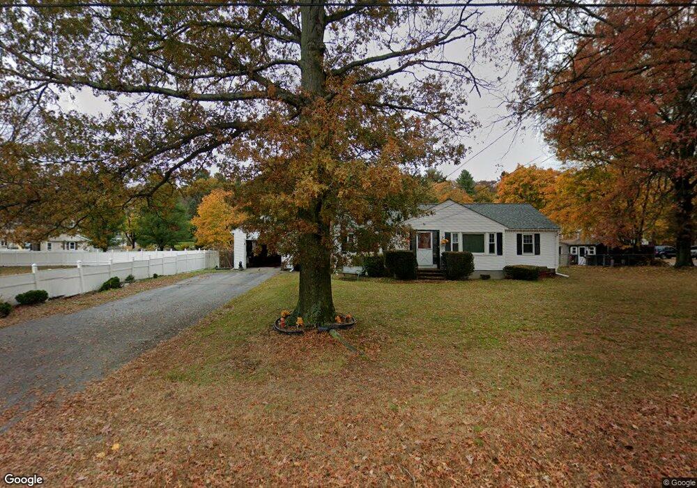 166 E Hartford Ave, Uxbridge, MA 01569 - photo 1