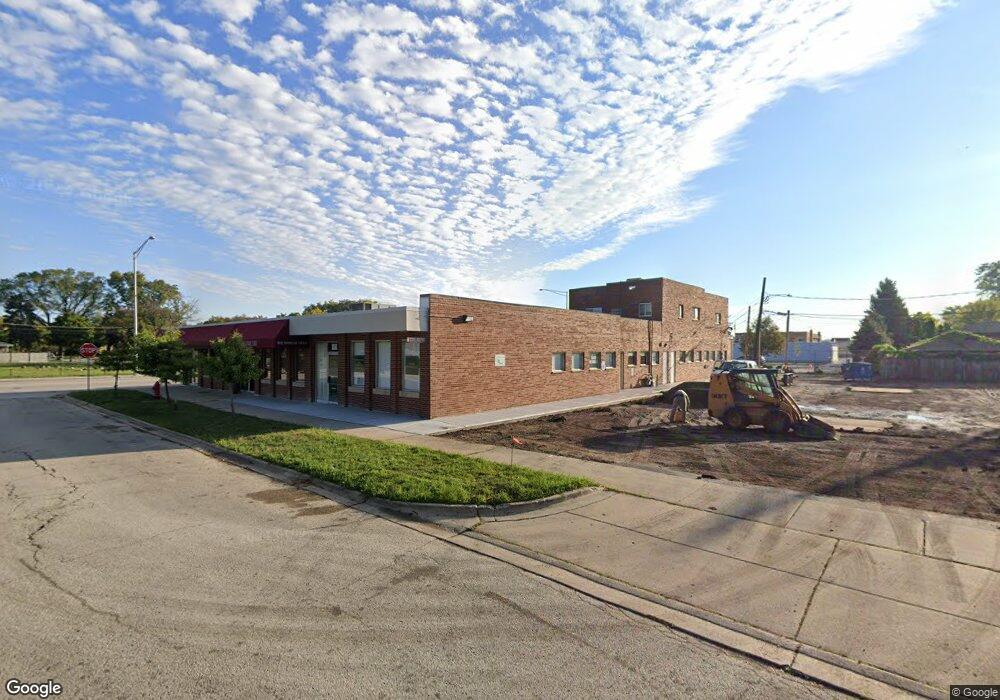 1401 E Oakton St unit 14, Des Plaines, IL 60018 - photo 1