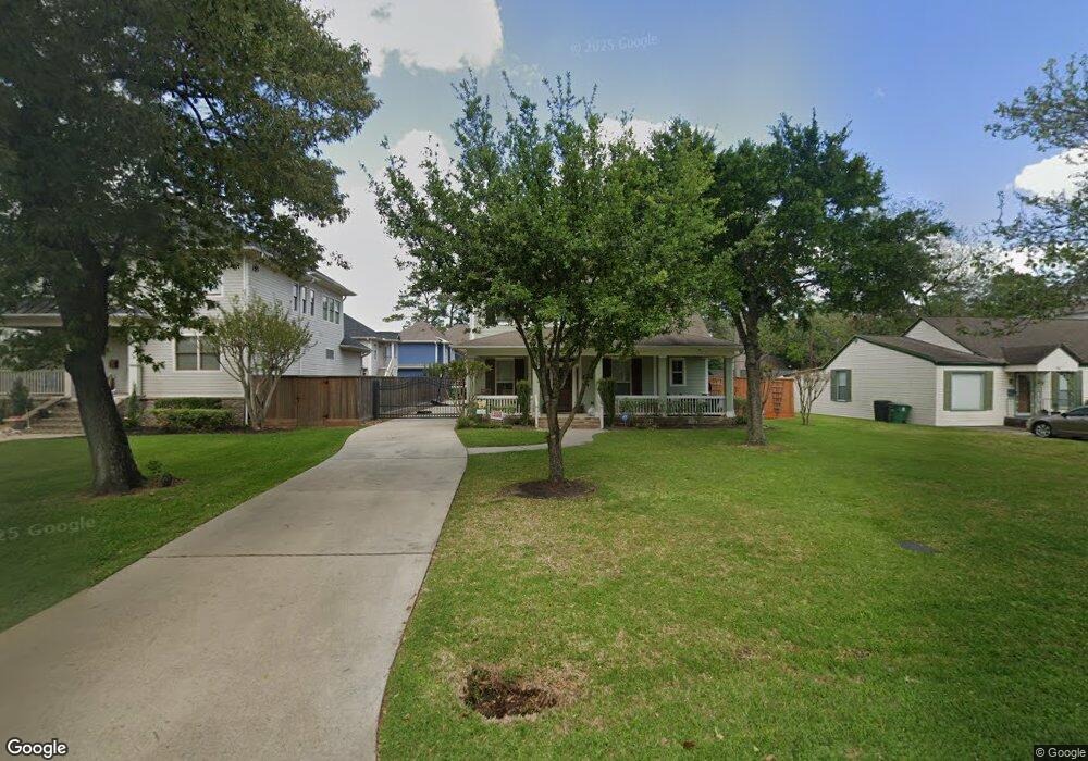 738 W 38th St, Houston, TX 77018 - photo 1