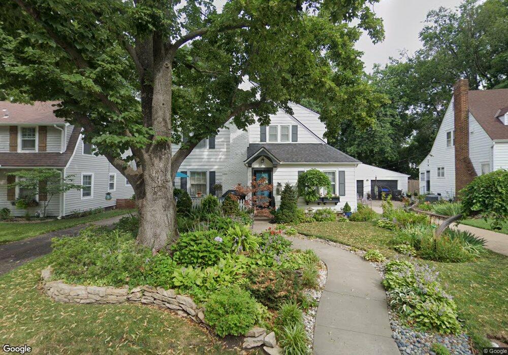 1415 SW Eden Ct, Topeka, KS 66604 - photo 1