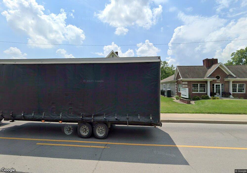 1055 E Market St, Nappanee, IN 46550 - photo 1