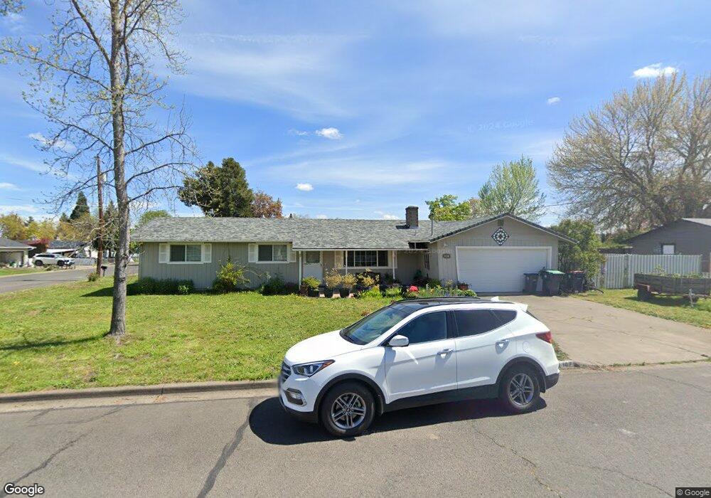 107 Vincent Ave, Central Point, OR 97502 - photo 1