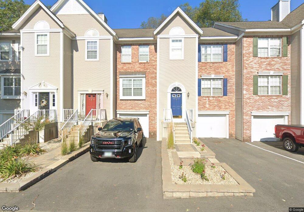 50 Middlesex Rd, MerriMacK, NH 03054 - photo 1