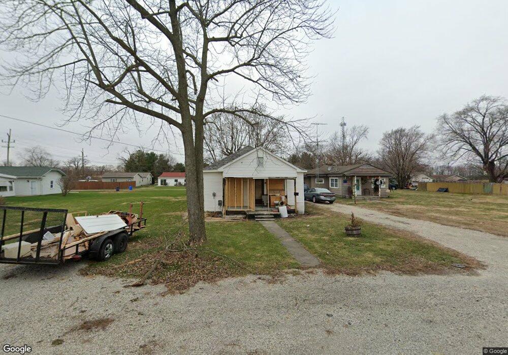 1409 N 10th St, Mattoon, IL 61938 - photo 1