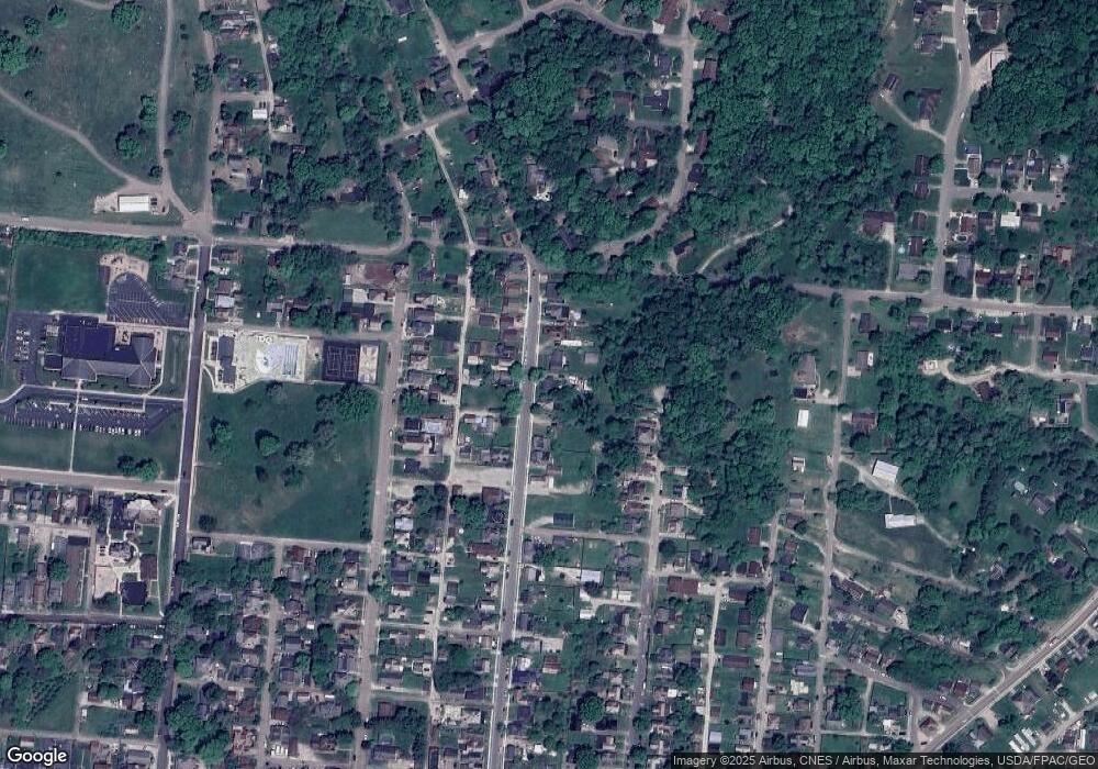 512 N Walnut St, Logan, OH 43138 - photo 1