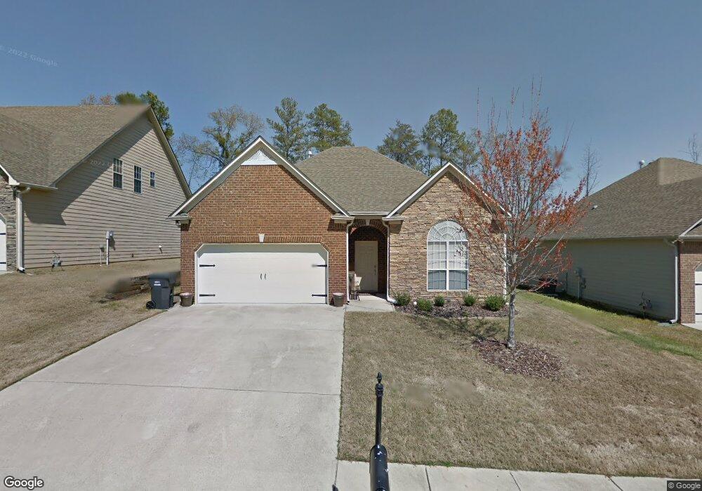 1048 Kerry Dr, Calera, AL 35040 - photo 1