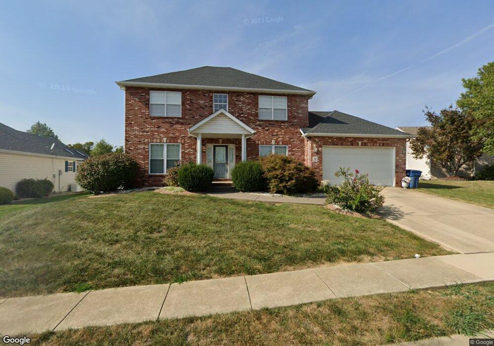 9 Annebriar Dr, Maryville, IL 62062 - photo 1