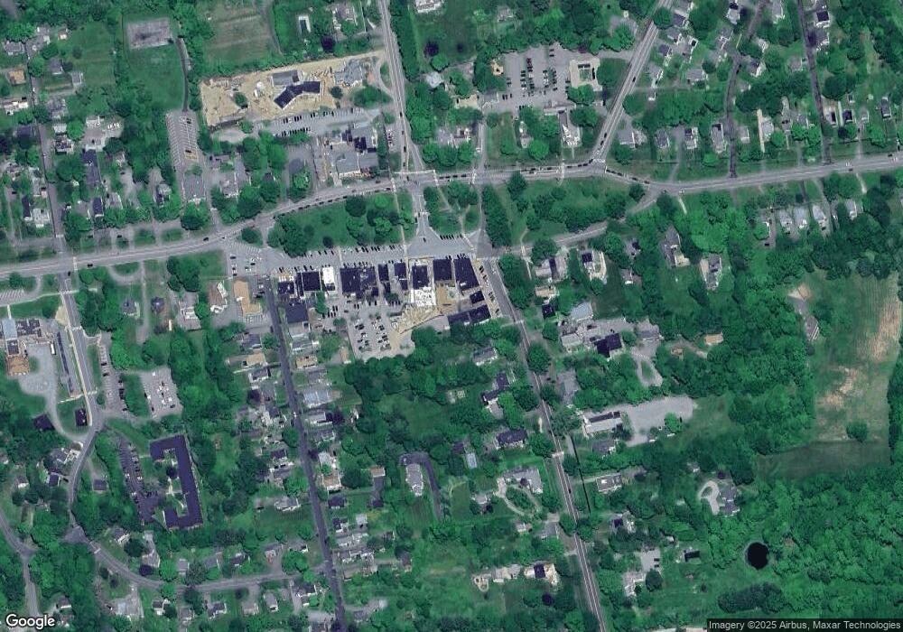 10 Cobble Ct unit 5, Litchfield, CT 06759 - photo 1