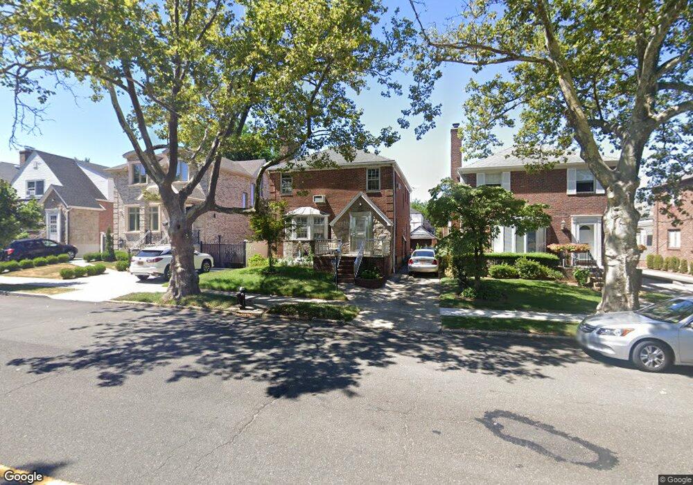 8122 193rd St, Hollis, NY 11423 - photo 1