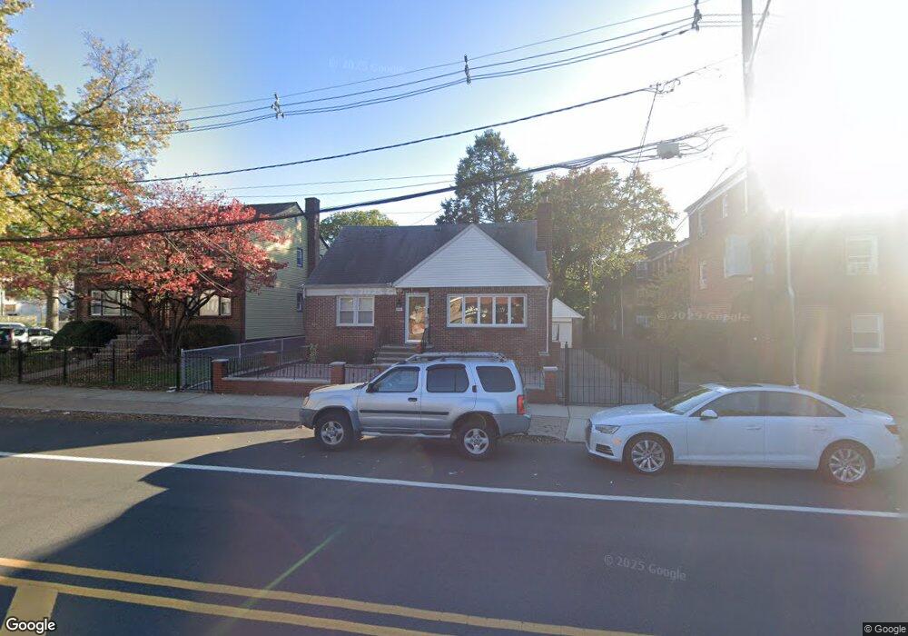 344 Montclair Ave unit 1, Newark, NJ 07104 - photo 1