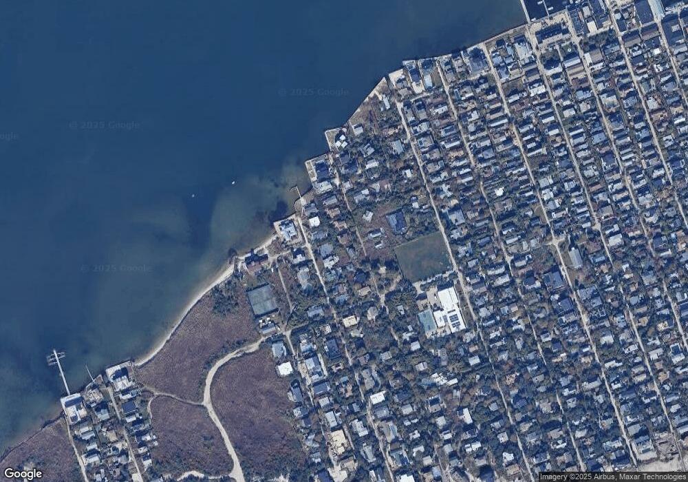 124 Clipper Rd, Ocean Beach, NY 11770 - photo 1