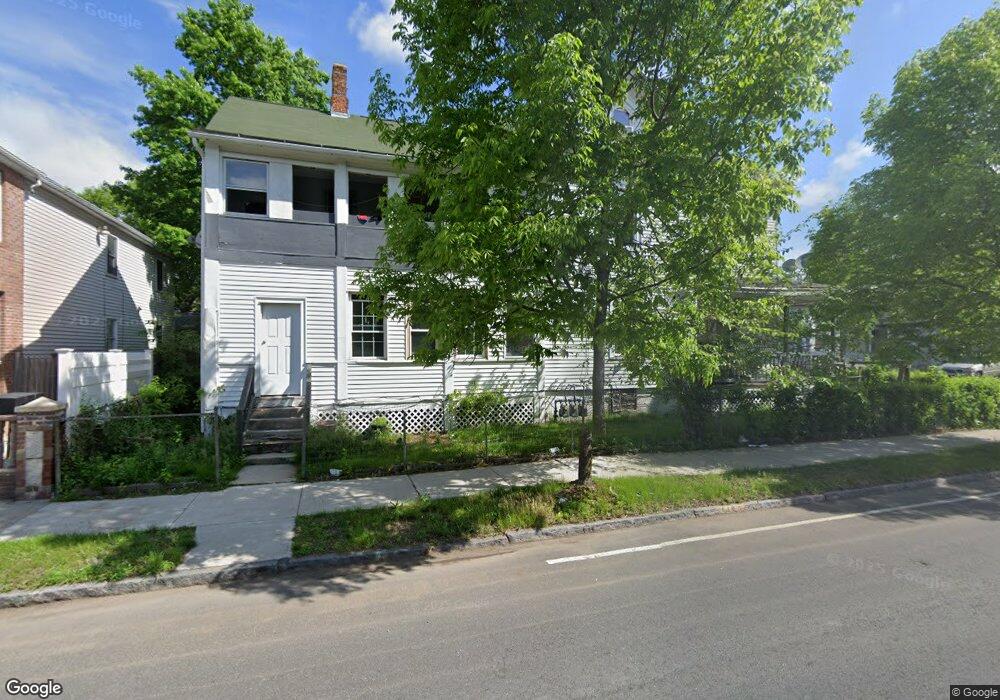 62 Stebbins St, Springfield, MA 01109 - photo 1