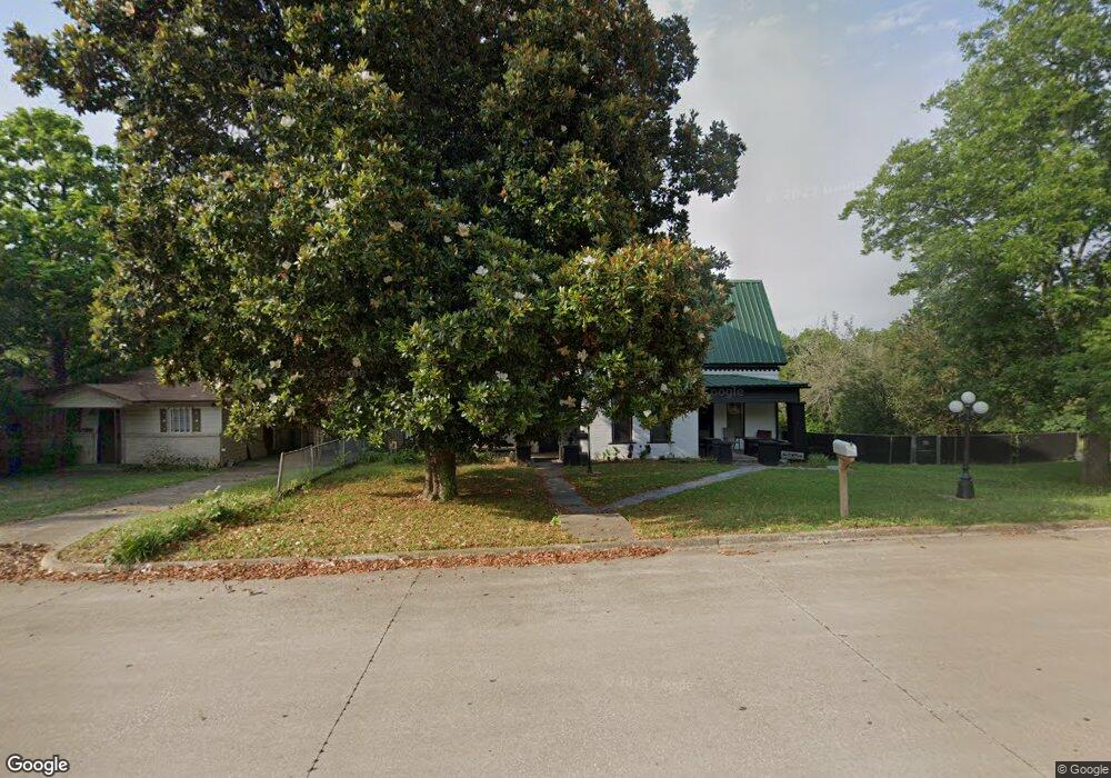 1524 W Crawford St, Denison, TX 75020 - photo 1